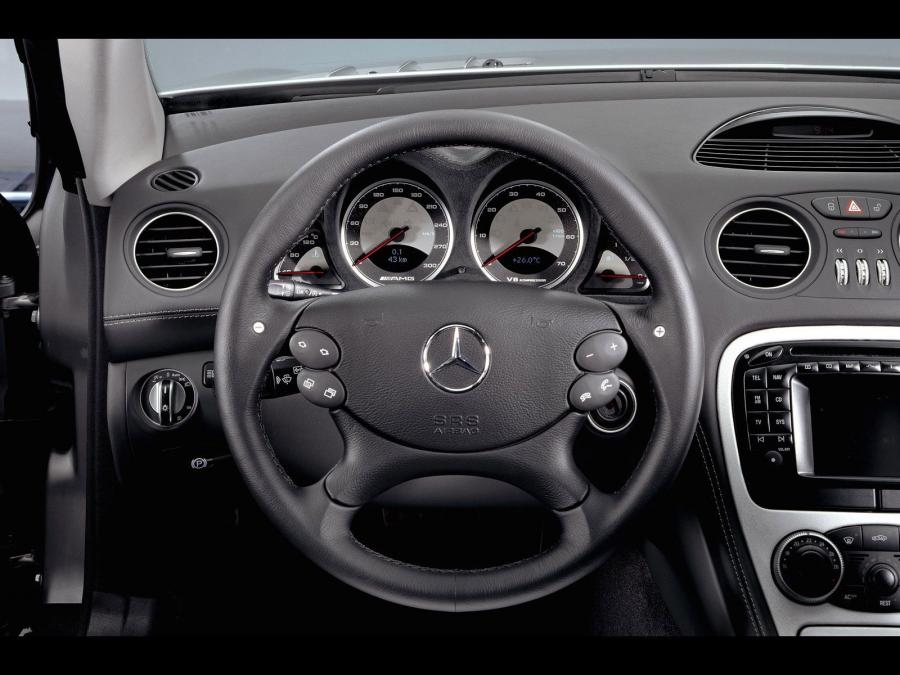  Mercedes-Benz SL55 AMG 2001 года  (фото 2 из 19)